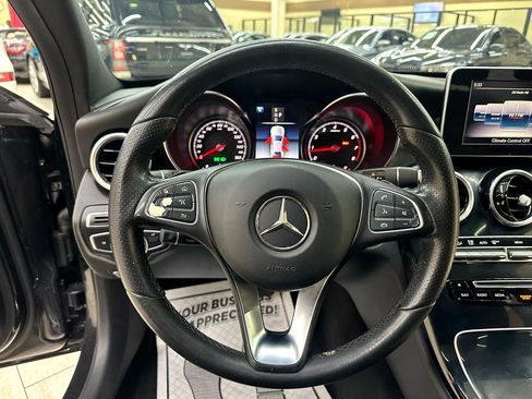 Used 2018 Mercedes-Benz C 300 Sedan image 19