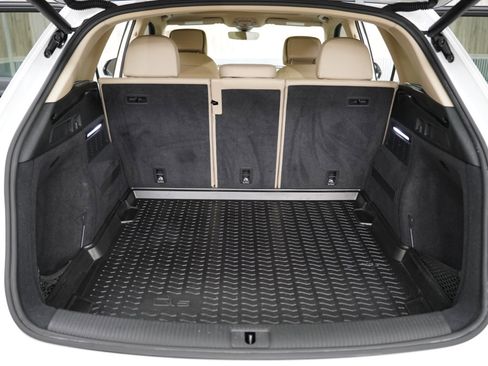 Used 2018 Audi Q5 2.0T Premium Plus w/ Premium Plus Package image 38