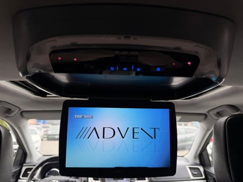Used 2018 Toyota Highlander XLE w/ Protection Package #3 AWD/4WD image 39