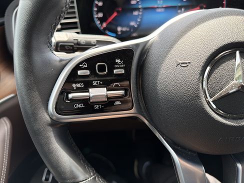 Certified 2022 Mercedes-Benz GLE 350 4MATIC image 19