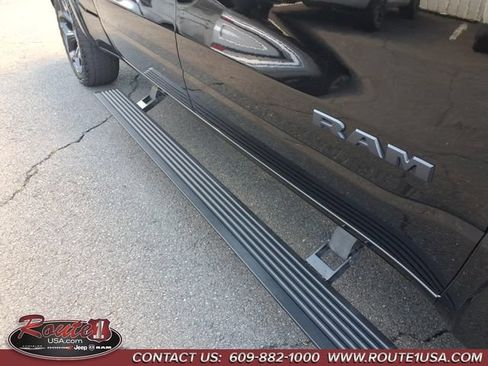 Used 2020 RAM 1500 Limited w/ Black Appearance Package AWD/4WD image 18