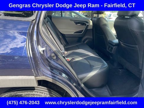 Used 2021 Toyota RAV4 XLE w/ Convenience Package AWD/4WD image 26