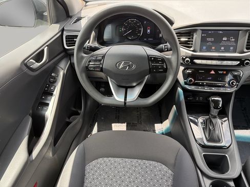 Used 2019 Hyundai Ioniq Blue FWD image 12