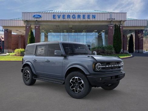 New 2025 Ford Bronco Outer Banks image 7