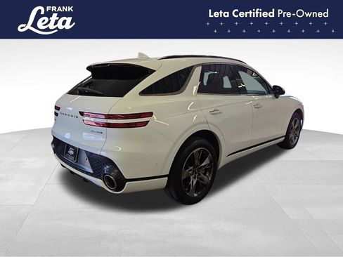 Used 2022 Genesis GV70 3.5T Sport w/ Sport Advanced Package AWD/4WD image 6