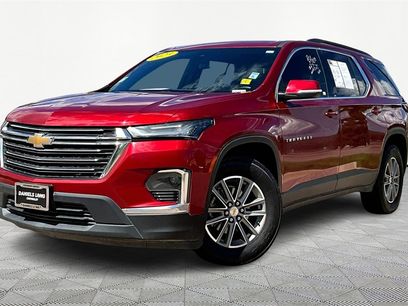 Used 2023 Chevrolet Traverse LT