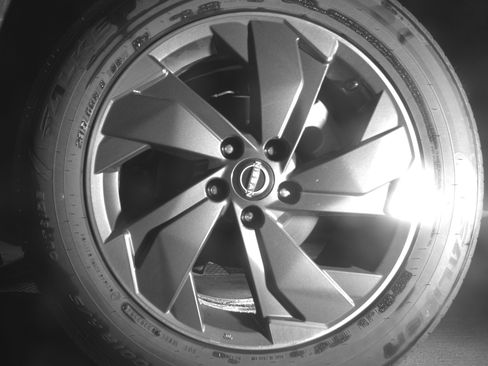 Used 2025 Nissan Rogue SV FWD image 14