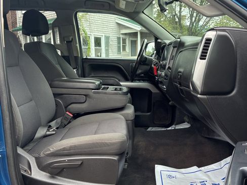 Used 2018 Chevrolet Silverado 1500 LT w/ All Star Edition image 18