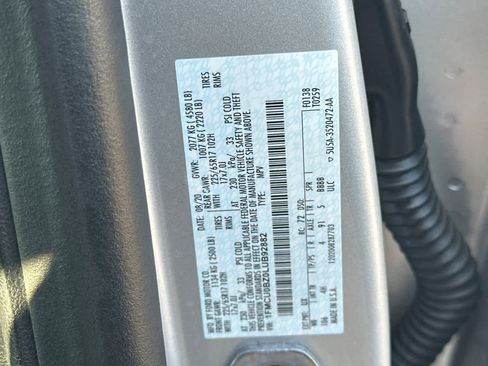 Used 2020 Ford Escape SE Sport image 29