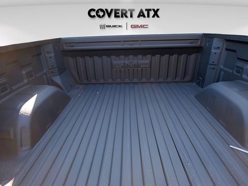 New 2026 GMC Sierra 1500 SLT image 28