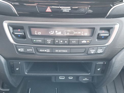 Used 2024 Honda Ridgeline TrailSport image 19