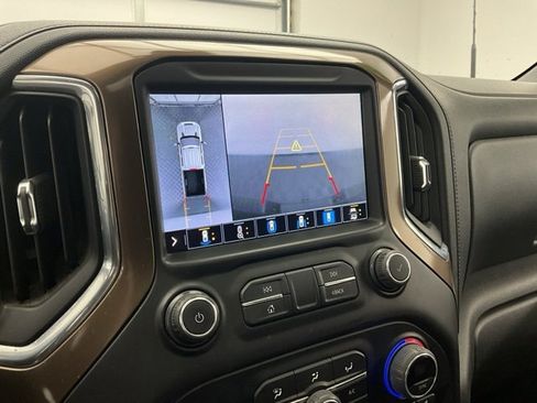 Used 2020 Chevrolet Silverado 2500 High Country w/ Z71 Off-Road Package image 4