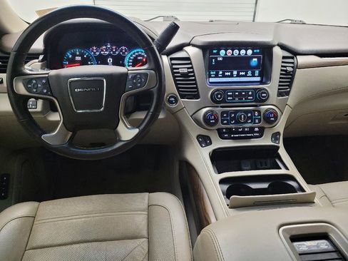 Used 2018 GMC Yukon XL Denali w/ Denali Ultimate Package RWD image 22