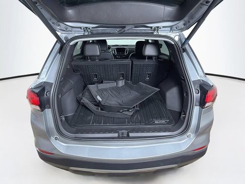 Used 2024 Chevrolet Equinox Premier AWD/4WD image 25