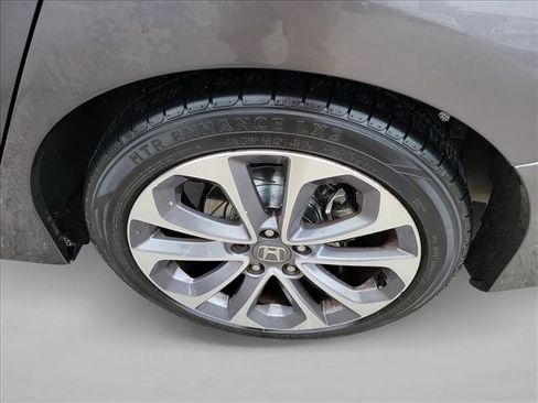 Used 2014 Honda Accord Sport image 12