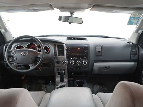 Used 2010 Toyota Sequoia SR5 AWD/4WD image 15