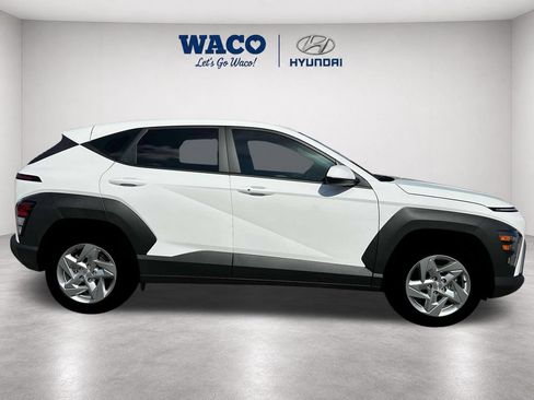 Used 2026 Hyundai Kona SE FWD image 11