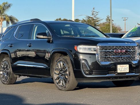 Used 2023 GMC Acadia Denali w/ Black Diamond Edition image 2
