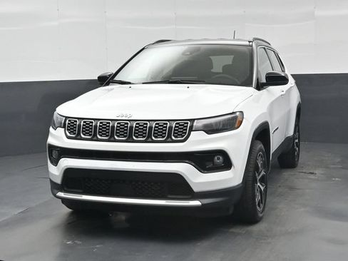 Used 2025 Jeep Compass Limited AWD/4WD image 33