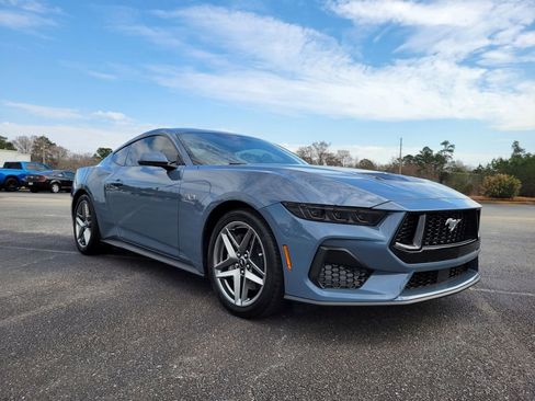 Certified 2025 Ford Mustang GT image 8