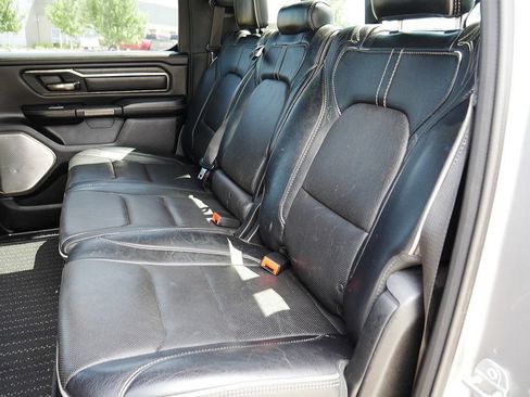 Used 2019 RAM 1500 Limited AWD/4WD image 16