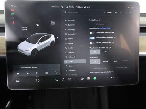 Used 2021 Tesla Model Y Long Range image 51