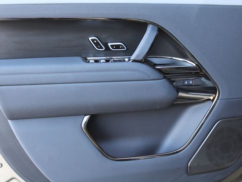 Used 2024 Land Rover Range Rover Sport SV Edition One Carbon Bronze image 9