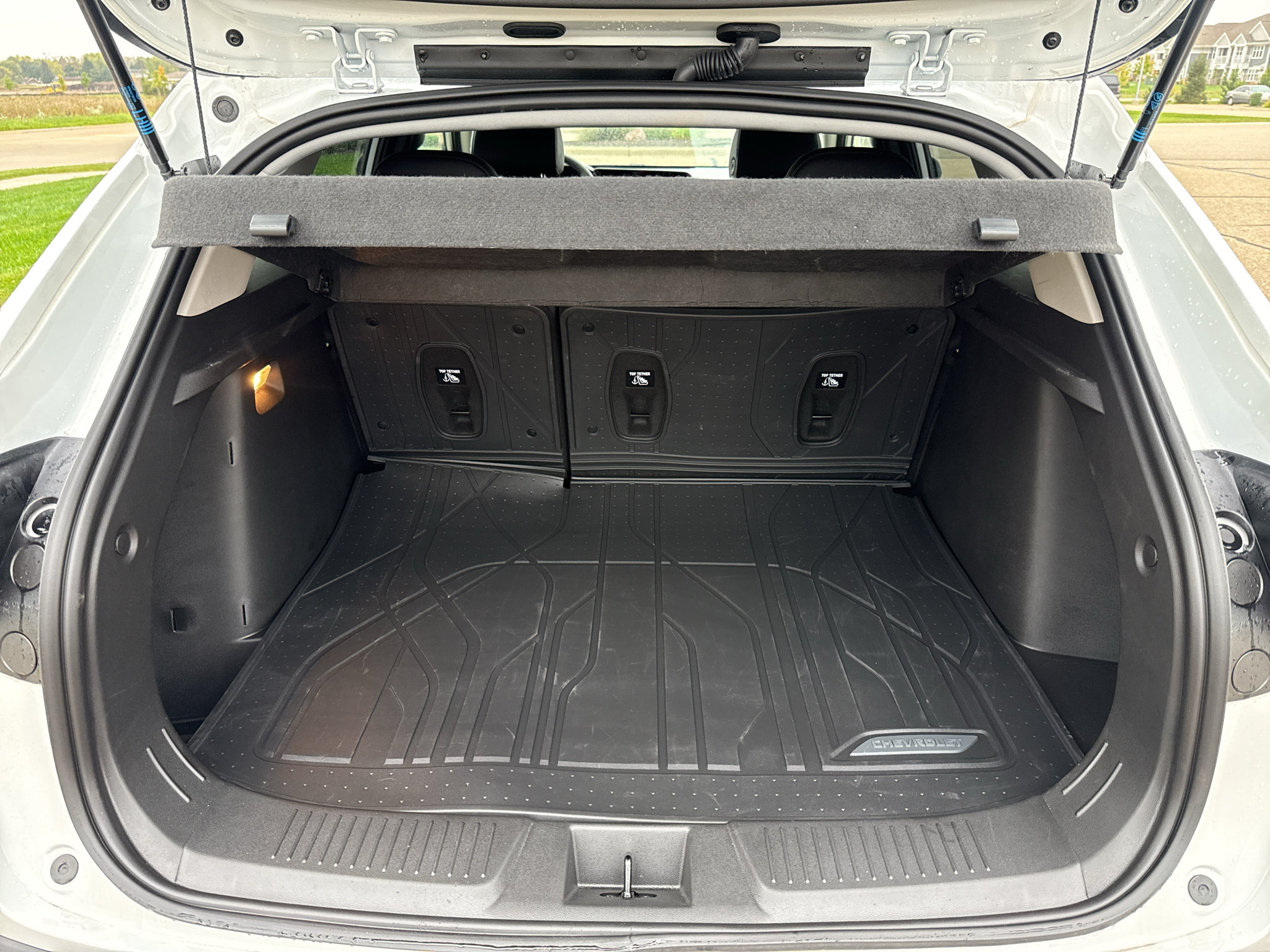 New 2026 Chevrolet Trax LT w/ LPO, Blackout Package FWD image 32
