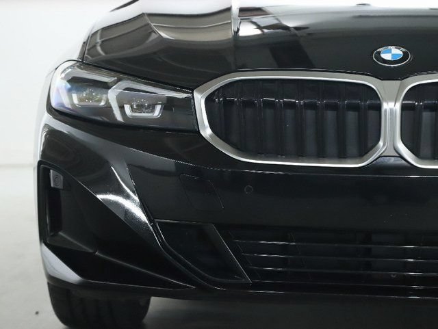 Used 2023 BMW 330i xDrive Sedan w/ Premium Package AWD/4WD image 7