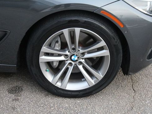 Used 2017 BMW 340i Gran Turismo xDrive image 32