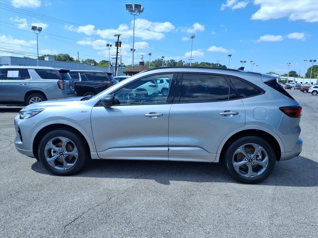 Used 2024 Ford Escape ST-Line AWD/4WD image 7