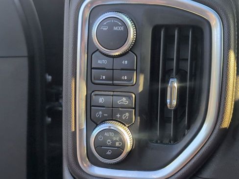 Used 2020 GMC Sierra 2500 Denali w/ Denali Ultimate Package AWD/4WD image 30