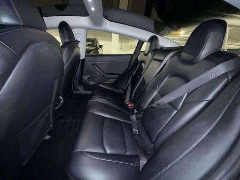 Used 2022 Tesla Model 3 Long Range AWD/4WD image 19