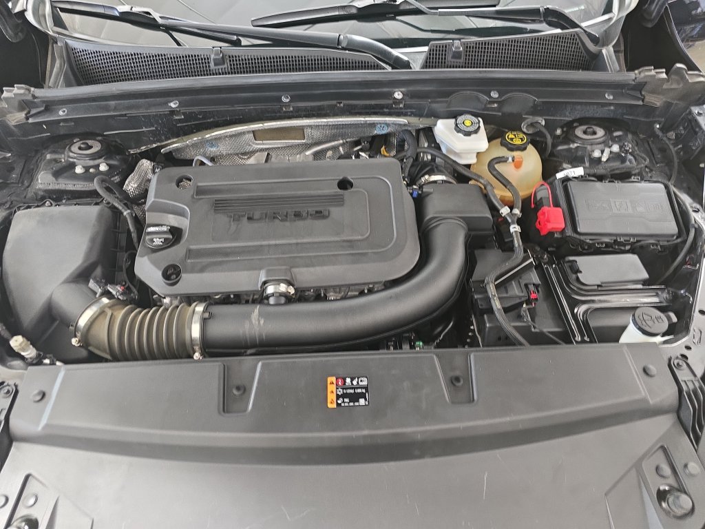 Used 2023 Buick Envision Essence w/ Sport Touring Package AWD/4WD image 30