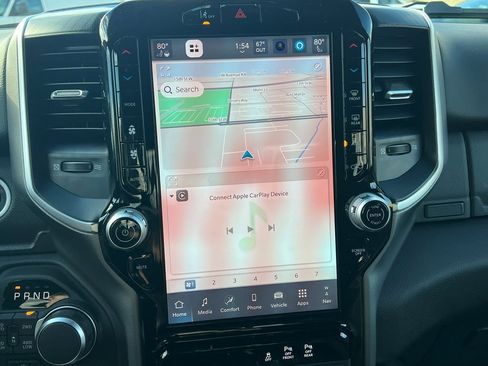 New 2026 RAM 1500 4x4 Crew Cab image 24