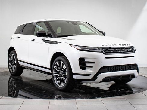 Used 2026 Land Rover Range Rover Evoque Dynamic SE image 12