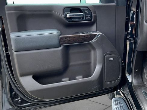 Used 2019 GMC Sierra 1500 Denali w/ Technology Package AWD/4WD image 25