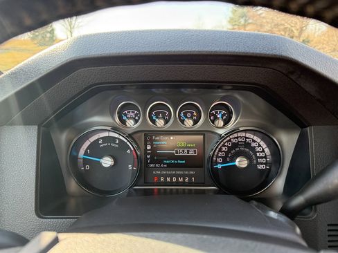 Used 2013 Ford F250 Lariat w/ Lariat Chrome Pkg image 17