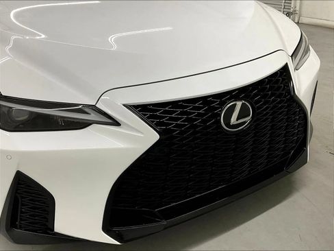 Used 2024 Lexus IS 300 F Sport RWD image 39