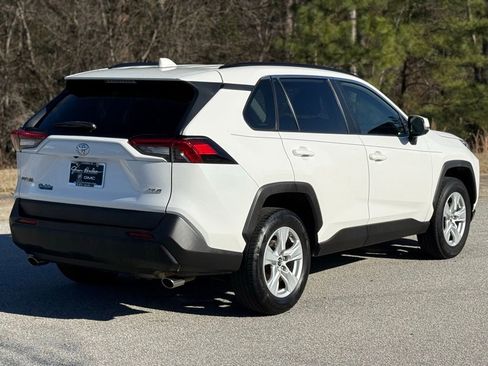 Used 2019 Toyota RAV4 XLE w/ Convenience Package image 19