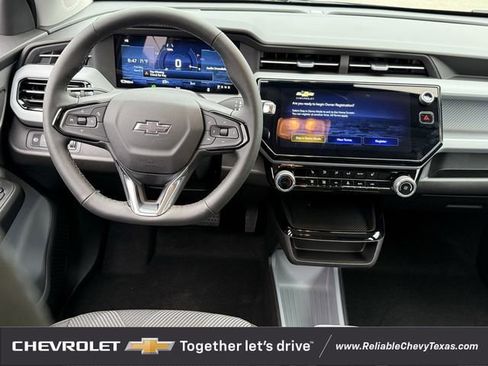 New 2027 Chevrolet Bolt LT w/ Comfort Package image 12