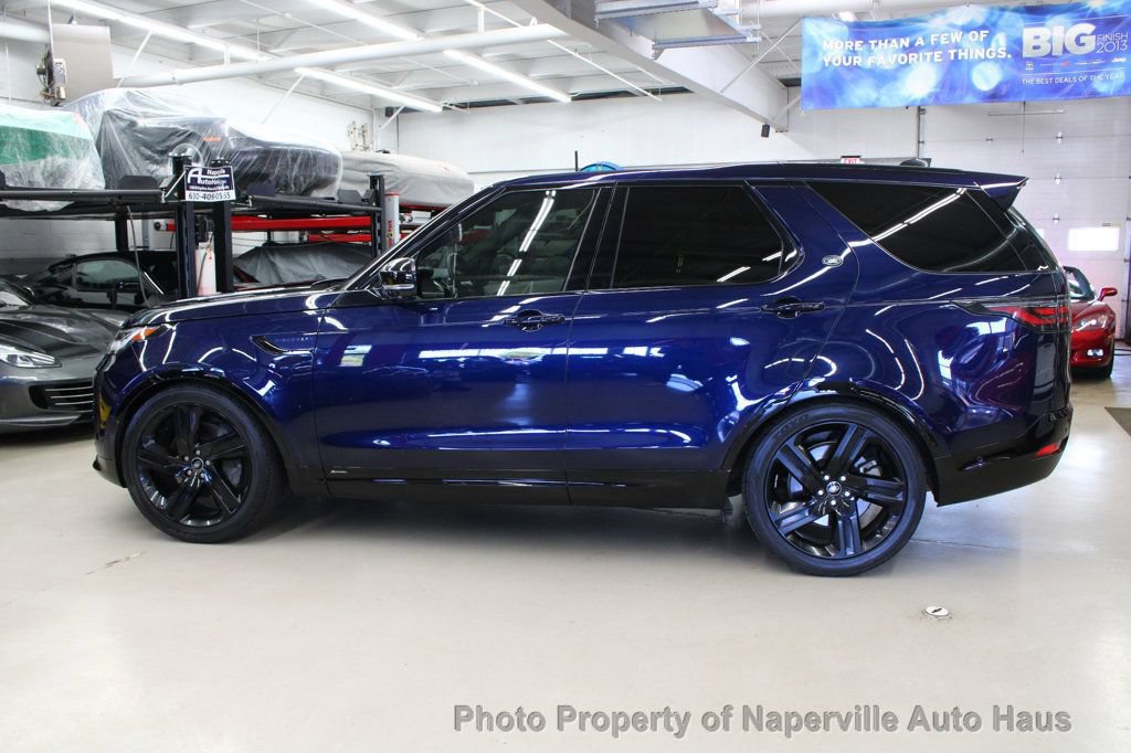 Used 2022 Land Rover Discovery HSE R-Dynamic AWD/4WD image 3