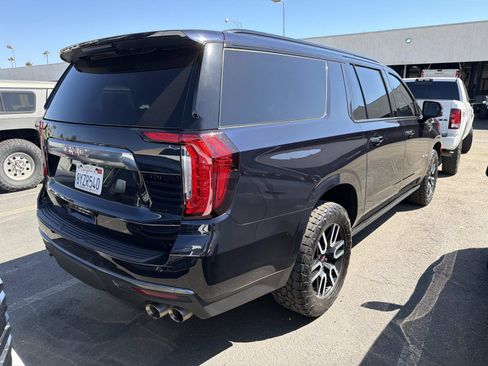 Used 2022 GMC Yukon XL AT4 w/ AT4 Premium Package AWD/4WD image 2