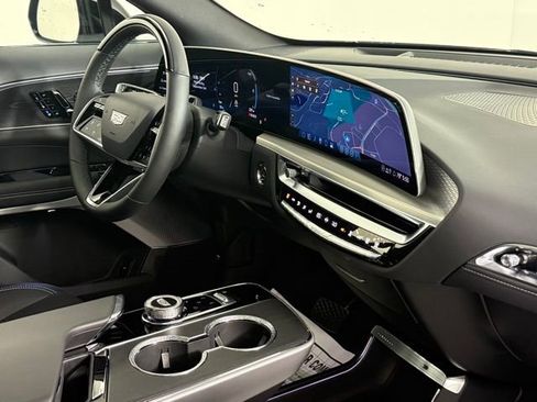 New 2025 Cadillac Lyriq Sport w/ LPO, Red Accent Package image 31