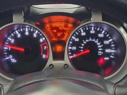 Used 2012 Nissan Juke SV image 17