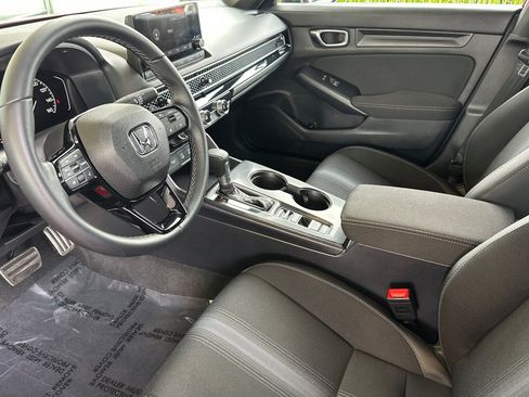 Used 2025 Honda Civic Sport image 9