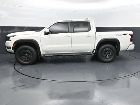 Used 2026 Nissan Frontier PRO-4X w/ Pro Premium Package AWD/4WD image 2