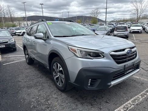 Used 2020 Subaru Outback Limited image 6