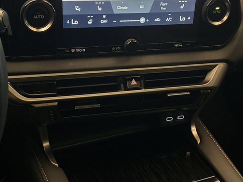 Used 2024 Lexus RX 350 FWD w/ Technology Package image 20