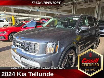 Used 2024 Kia Telluride S w/ S Sunroof Package